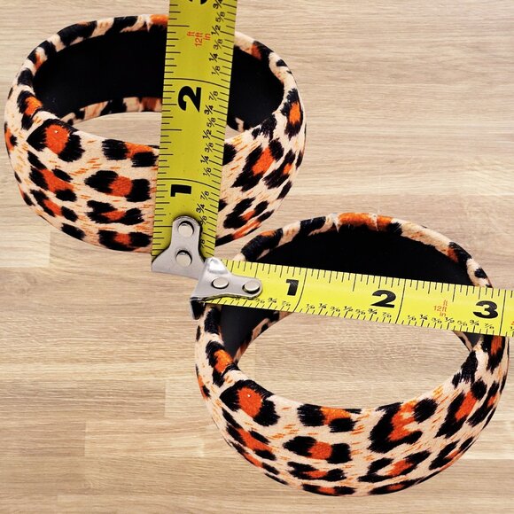 Leopard Print Fabric-Wrapped Chunky Bangle Bracelet — Animal Print Statement - Picture 7 of 7